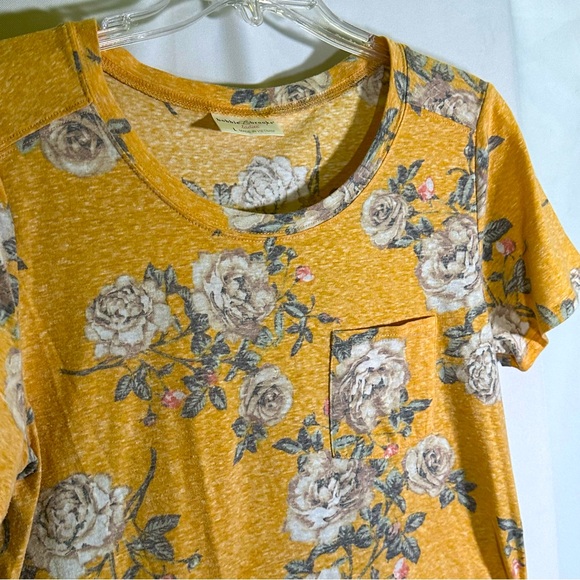 Bobbie Brooks Yellow‎ with White Roses Floral Short Sleeve T-shirt Women’s L - Picture 5 of 5